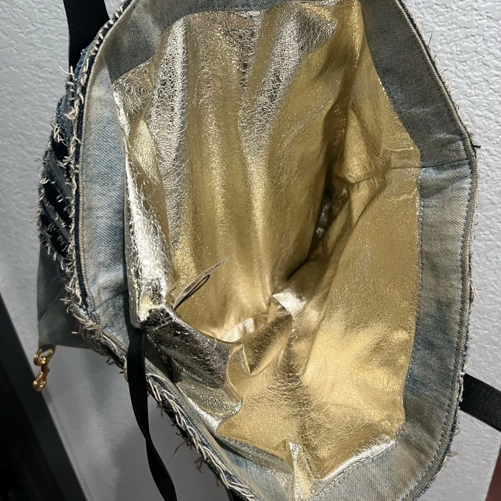 Limited Edition Marc Jacobs denim tote bag on sale! - Picture 8 of 12